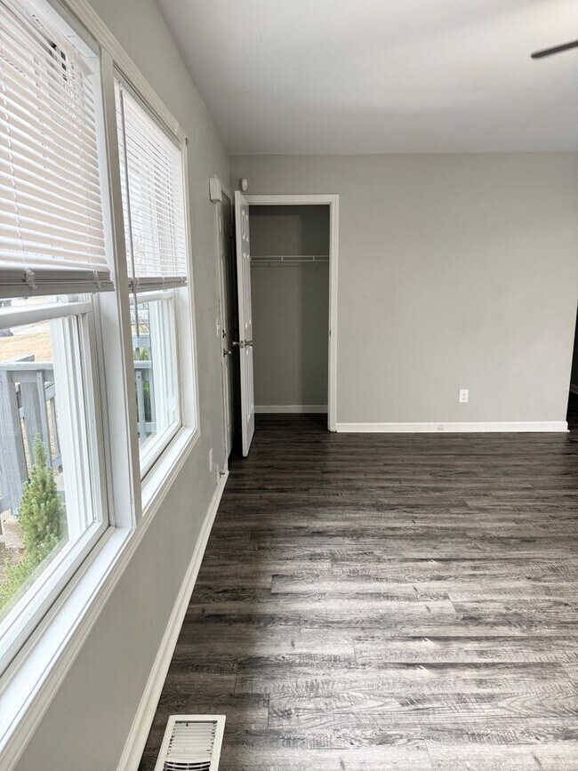 Photo - Just listed!