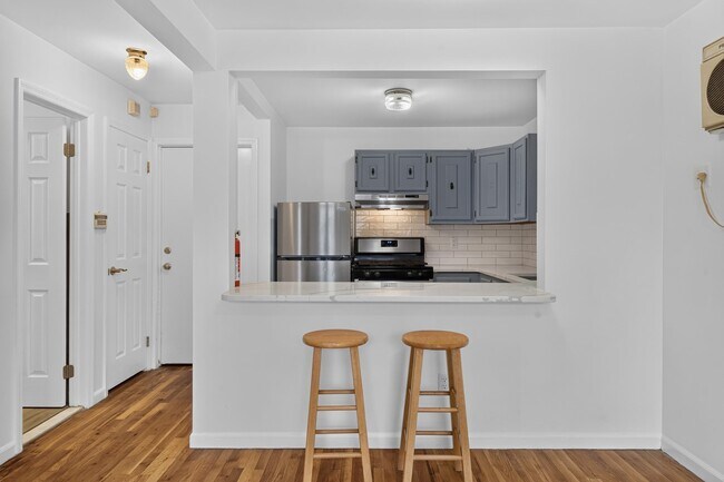 Photo - 17 W 18th St Unit 2F
