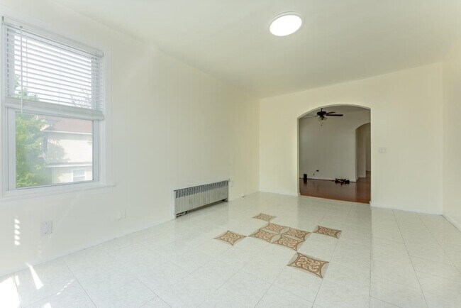 Photo - 172 Hamilton Ave