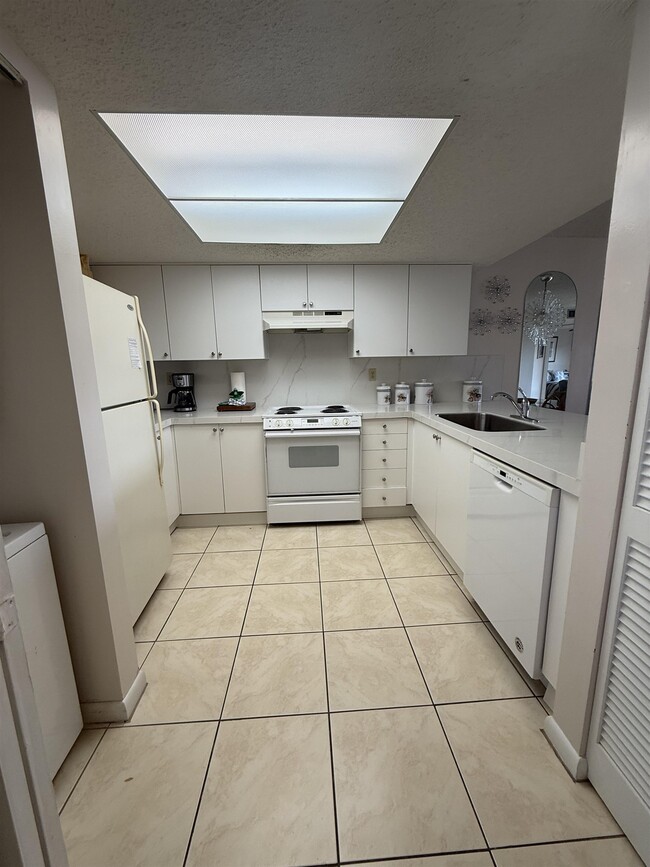 Photo - 4250 Jimmy Buffett Mem Hwy Unit K35