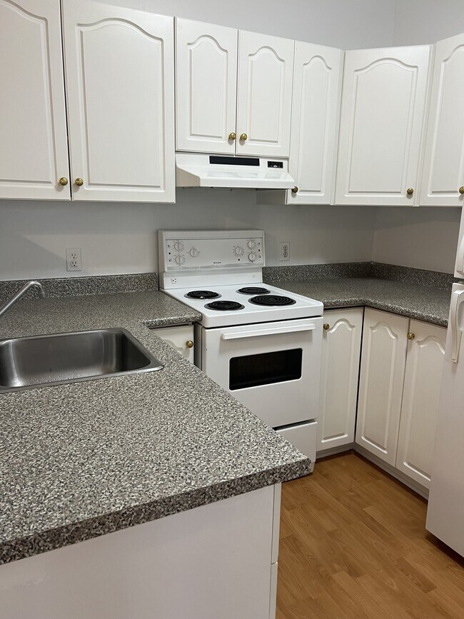 Photo - 362 Friel St Unit 17