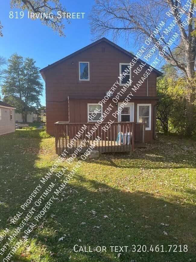 Photo - 819 Irving St