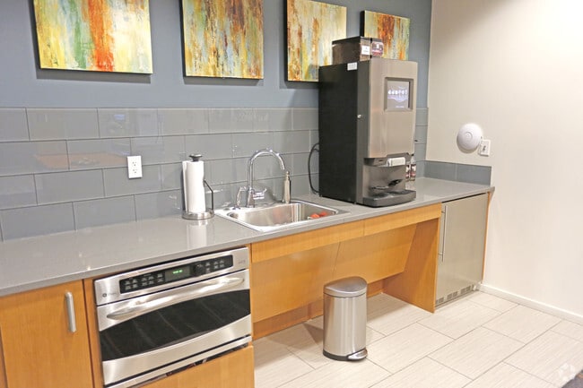 Photo - 206 Bell Apartments