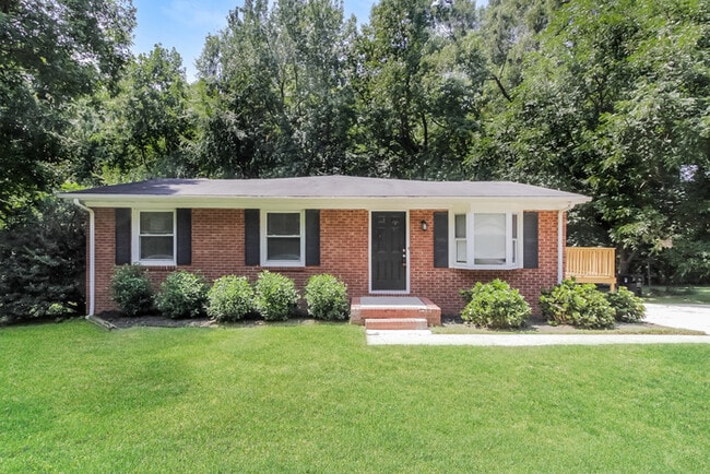 Building Photo - 3973 Maderia Dr NW Rental