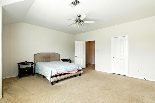 Photo - 8904 Clovermist Dr