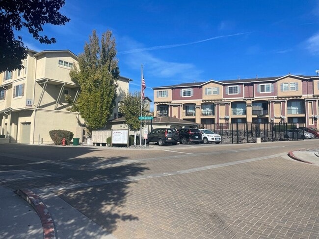Photo - Reno Rental Finders -3118 Sterling Ridge Cir Sparks, NV 89431 Unit 3118 Sterling Ridge Cir Sparks, NV 89431