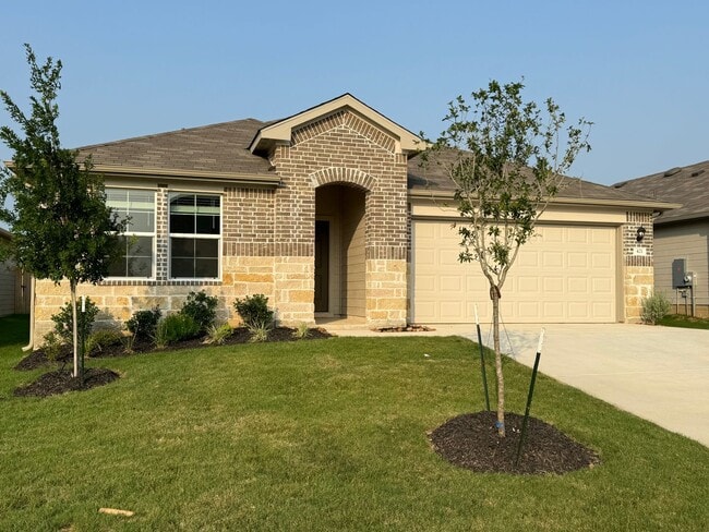 Photo - 4 BR + OFFICE / 3 BA in Seguin - 2042 SF One-Story Home - Arroyo Ranch!