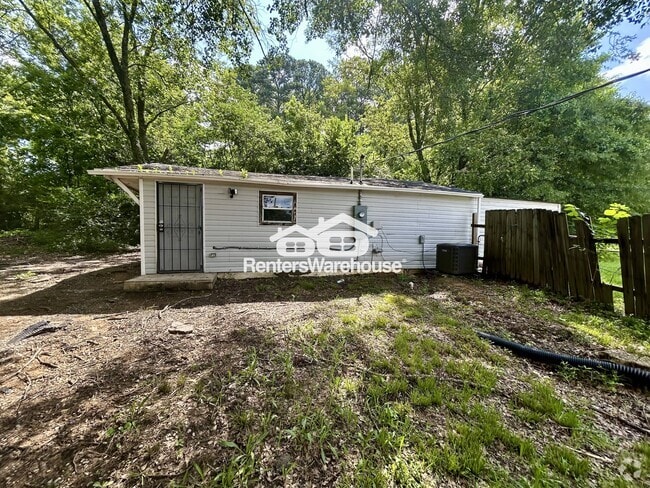 Building Photo - 1435 Cherry Ave Rental