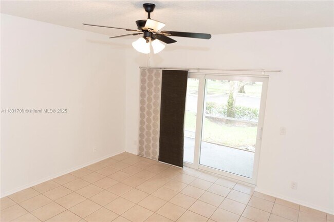 Photo - 150 SW 96th Terrace