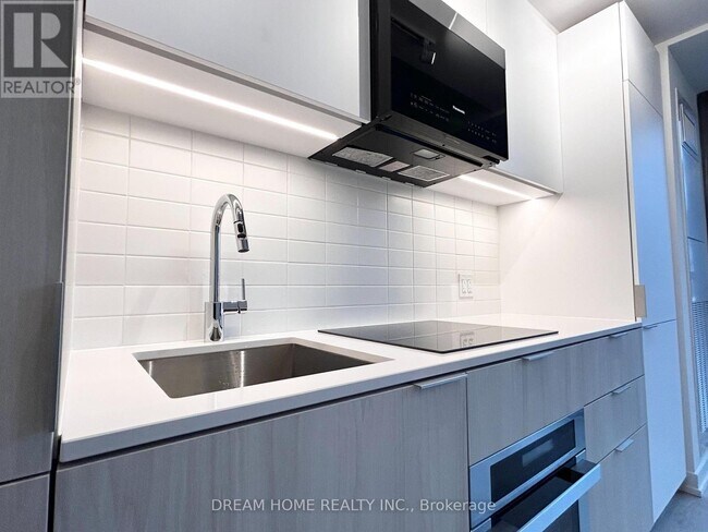 Photo - 28 Eastern Ave Unité 505