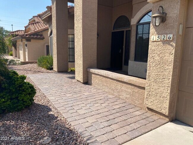 Photo - 1526 W Wagner Dr