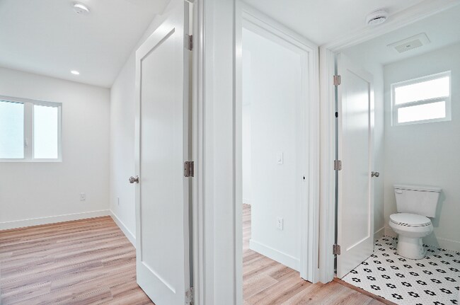 5185 20th St Unit 5187 Quarter