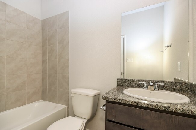 Photo - 15233 Estrella Rd E