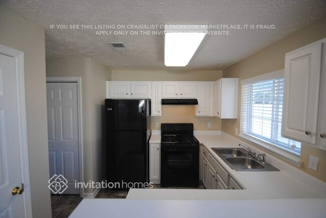 Photo - 512 Windcroft Cir NW