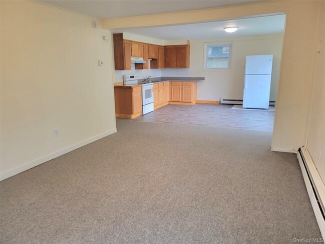 Photo - 1742 US-6 Unit 1