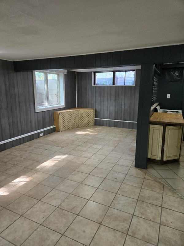 Building Photo - 314 Locust St Rental