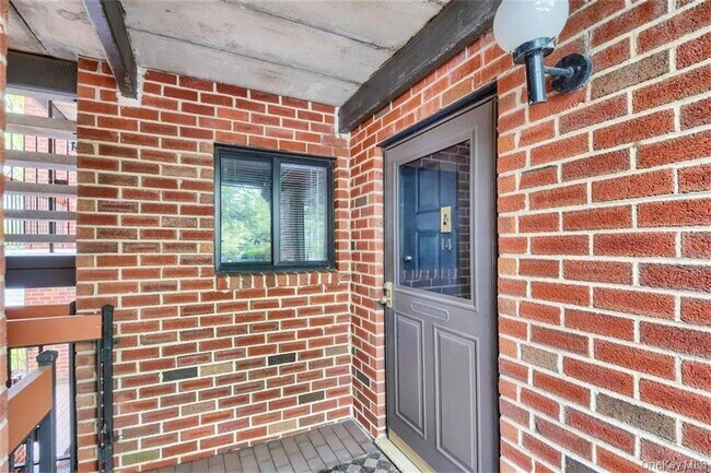 Photo - 6 Bronxville Glen Dr Unidad 1-14