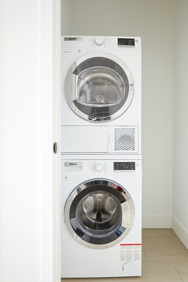 Solis Apartments