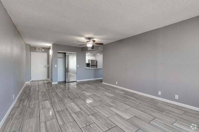 1 BR, 1.5 BA - 850 SF - Mark 1 Apartments