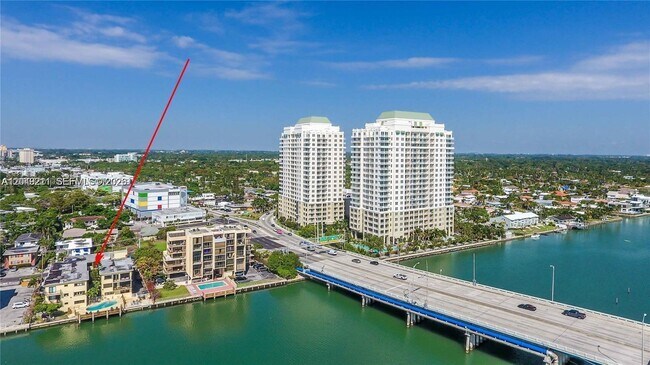 Building Photo - 7845 NE Bayshore Ct Unit 8