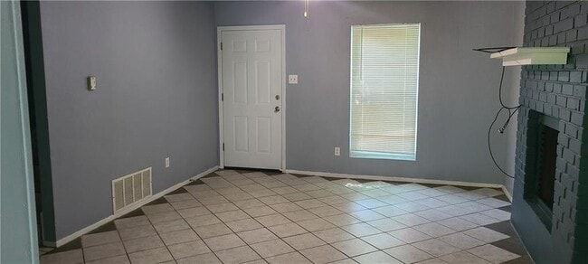 Photo - 822 Sahara Ave