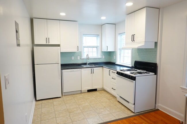 Photo - 8207 Garland Ave Unit 1