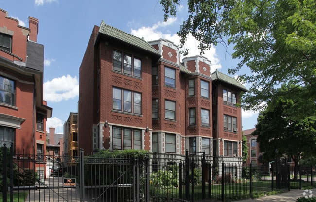 Photo - 5053 S. Ellis Avenue