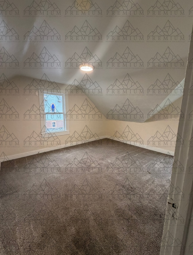 Photo - 714 Union St Unidad 714 1/2 Union Street