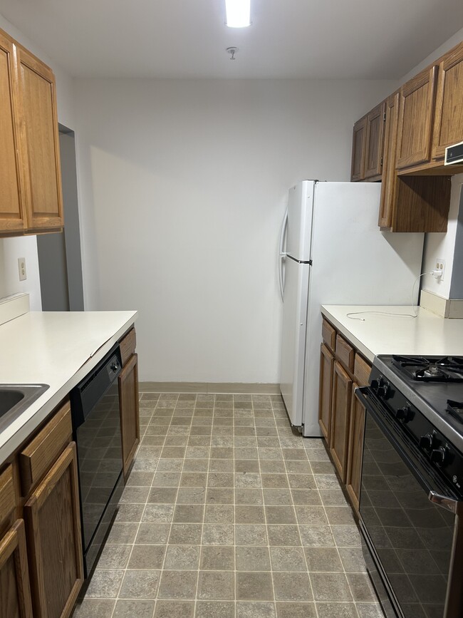 Photo - 801 Waters Edge Dr