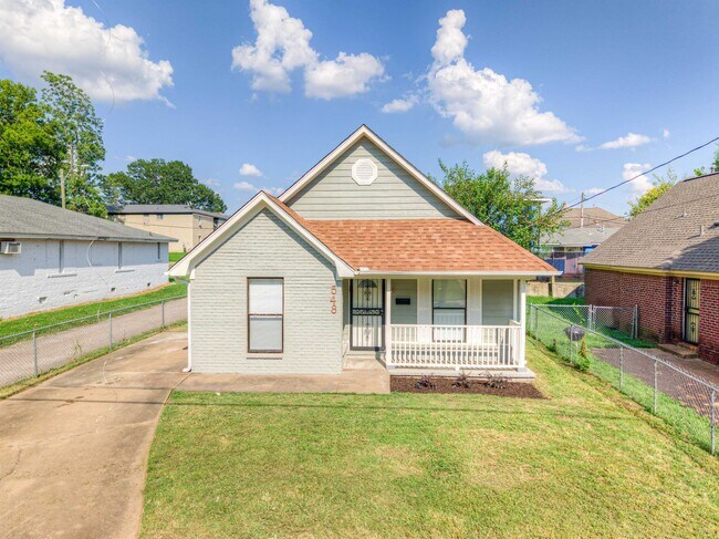 Photo - 548 N 6th St