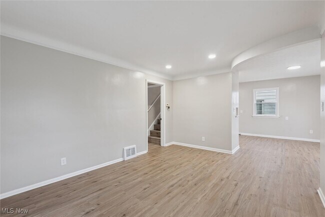 Photo - 14214 Reddington Ave