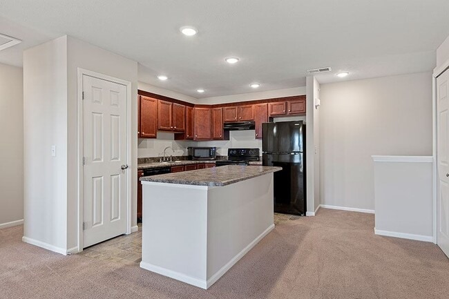 Photo - CARDINAL RIDGE