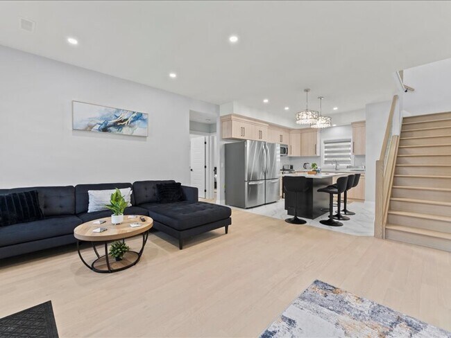 Photo - 435 Mill St Unit 435 Mill St