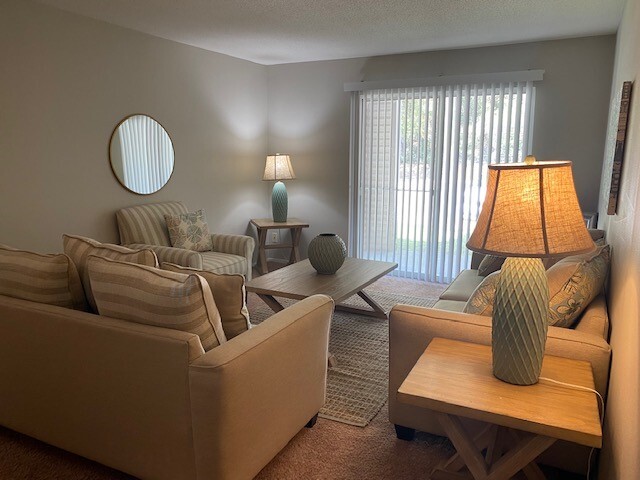 Summer Place Apartments - Summer Place Apartments