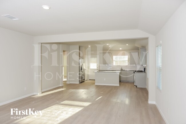 Photo - 1842 Morse Way