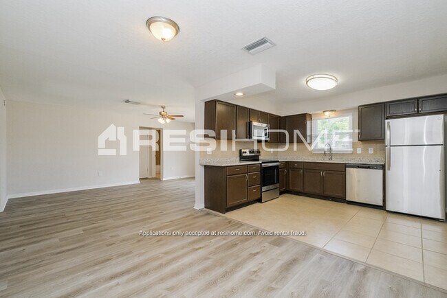 Photo - 7640 Ironbark Drive