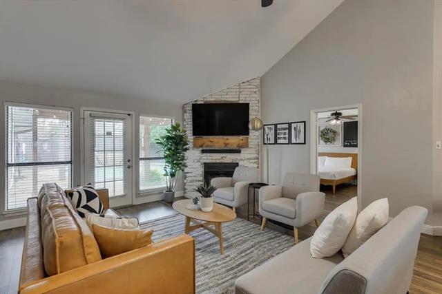 Photo - 1012 Filmore Dr