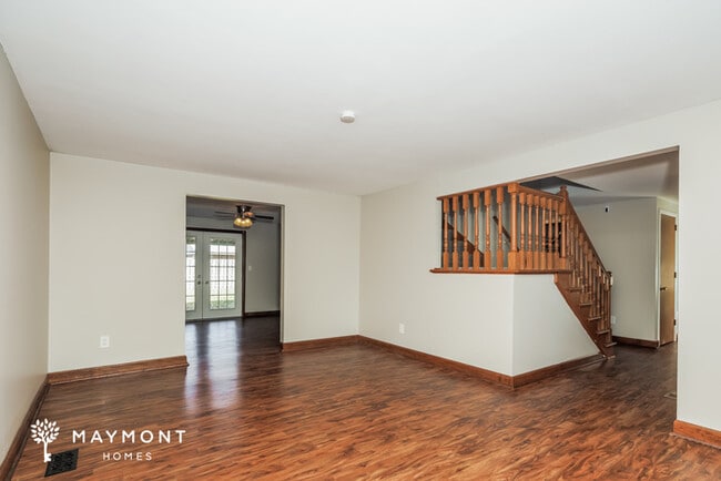 Photo - 6807 Alter Rd