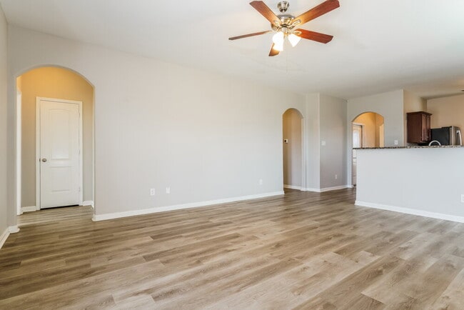 Photo - 2120 Foxglove Ct