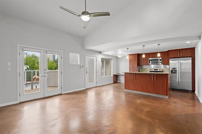 Photo - 41 Waller St Unit 309
