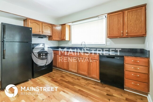 Photo - 308 Jefferson Ln