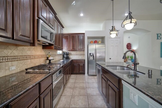 203 N Vershire Cir