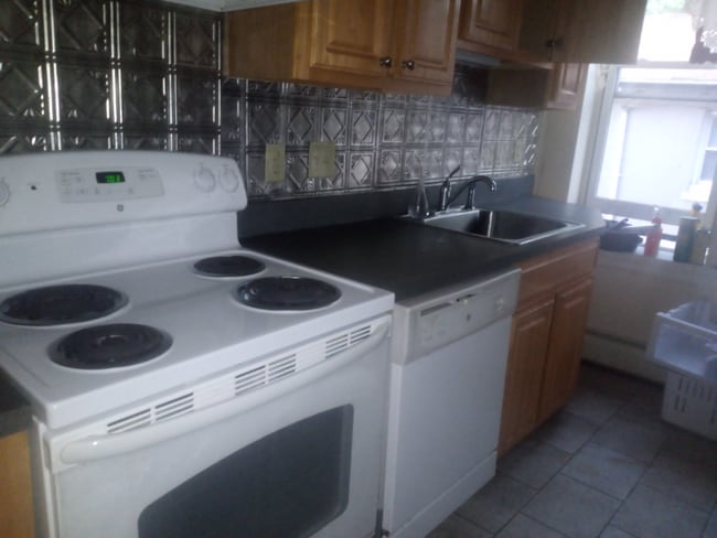 Photo - 29B Edgewood St