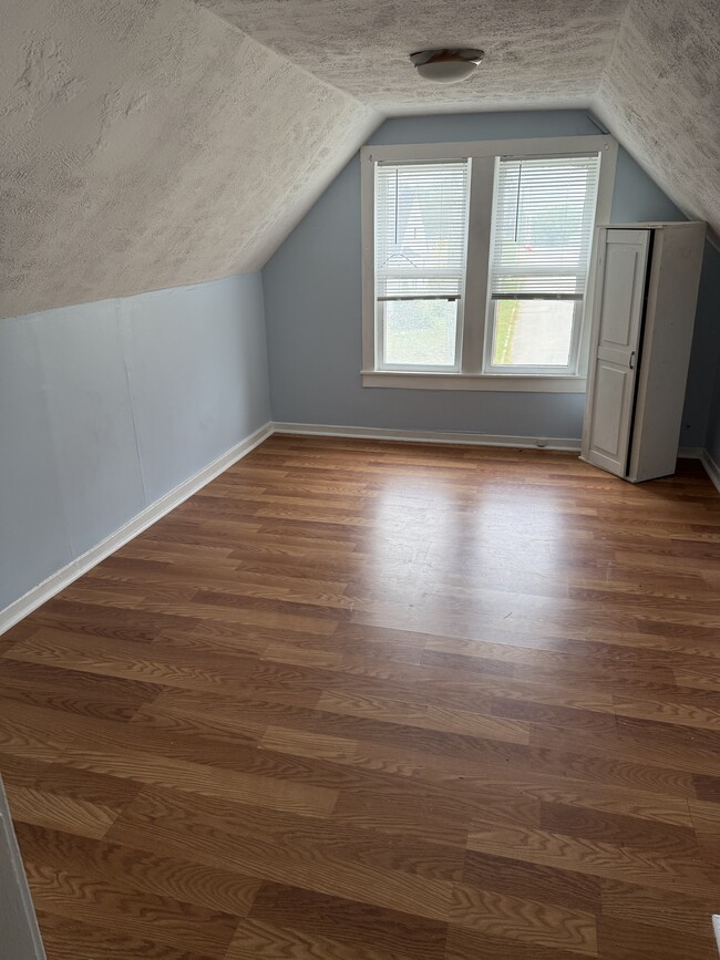 Photo - 123 Campbell St Unit 3