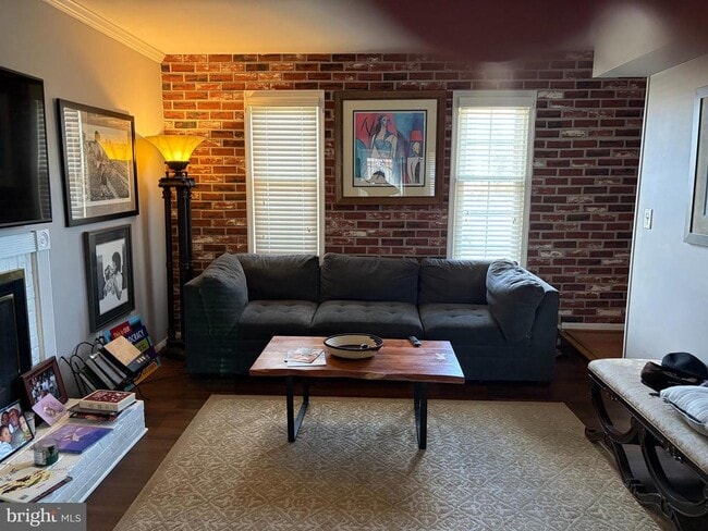 Photo - 2303 Steuben Ave