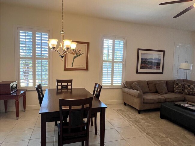 240 West End Dr Unit 611
