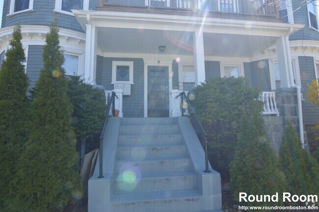 Building Photo - 3 Melton Rd Unit 3 Rental