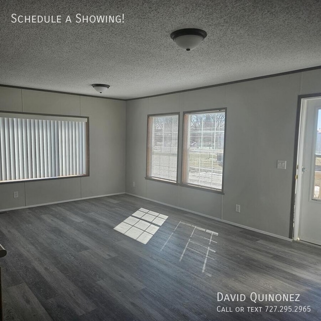 Photo - 2737 W Washington Center Rd