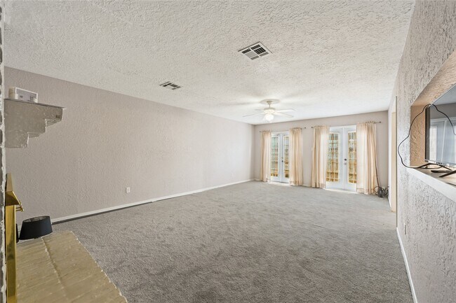 14213 Lost Meadow Ln