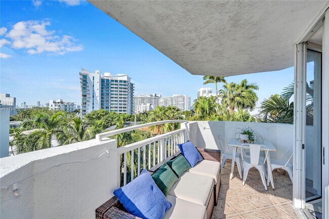 Photo - 1621 Bay Rd Unidad 508
